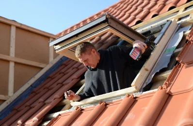 Pose de fenêtres de toit Velux à Blasimon
